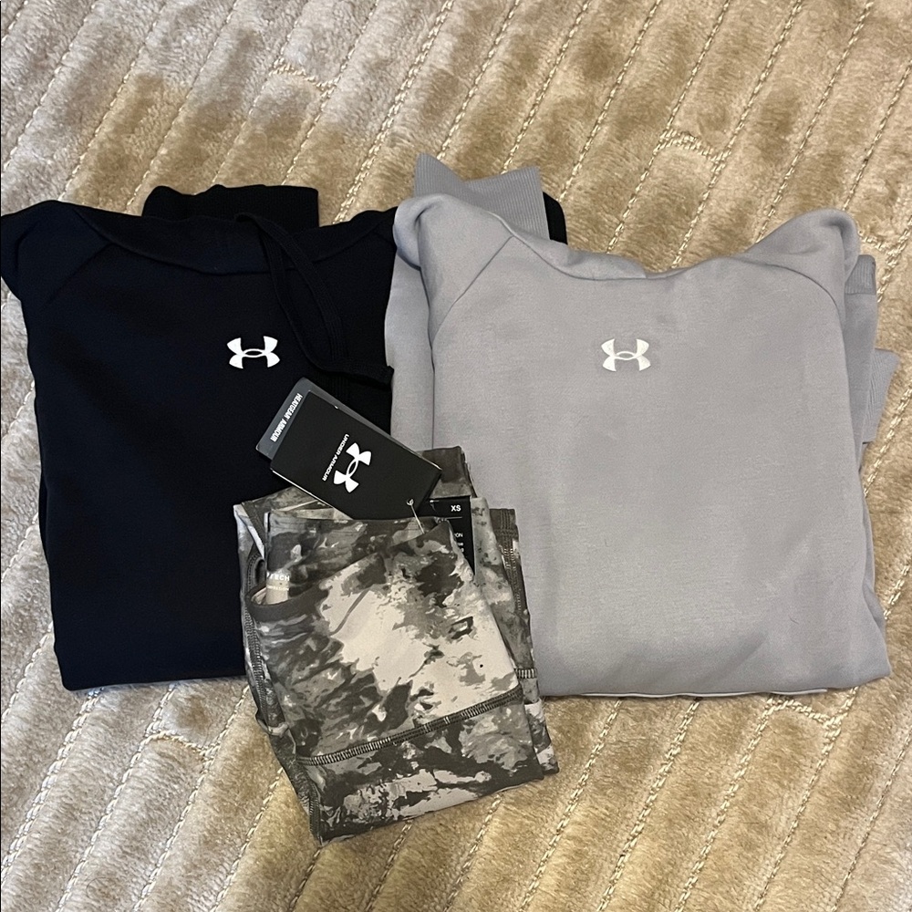 Under Armor | XS sweatshirt/leggings bundle